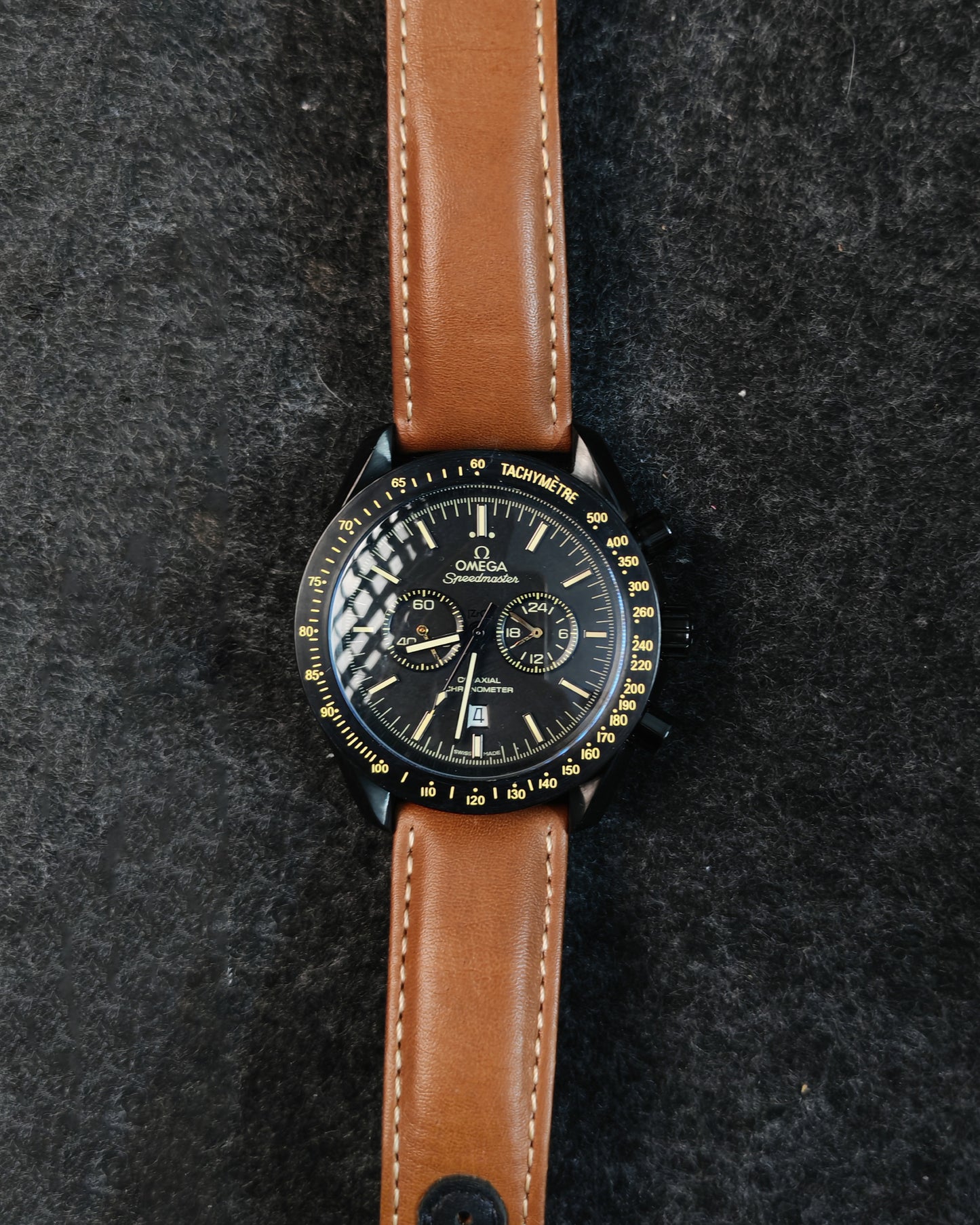 OMEGA SPEEDMASTER Leather –  (MQ)