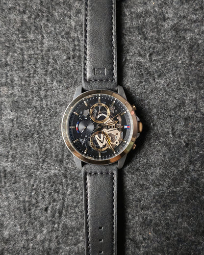 Tommy Hilfiger Leather