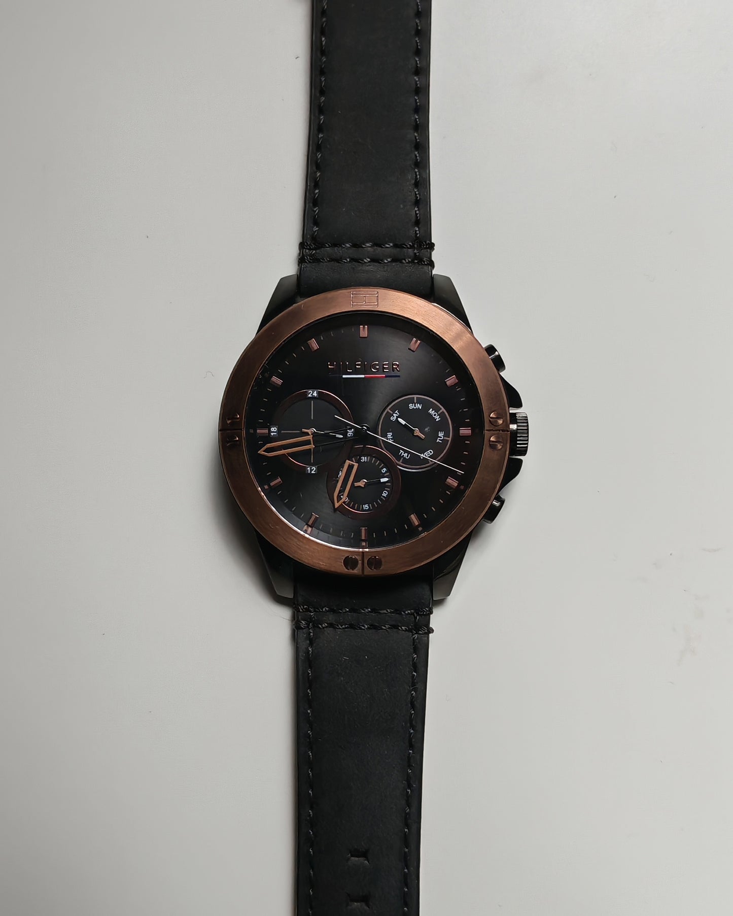 Tommy Hilfiger Leather