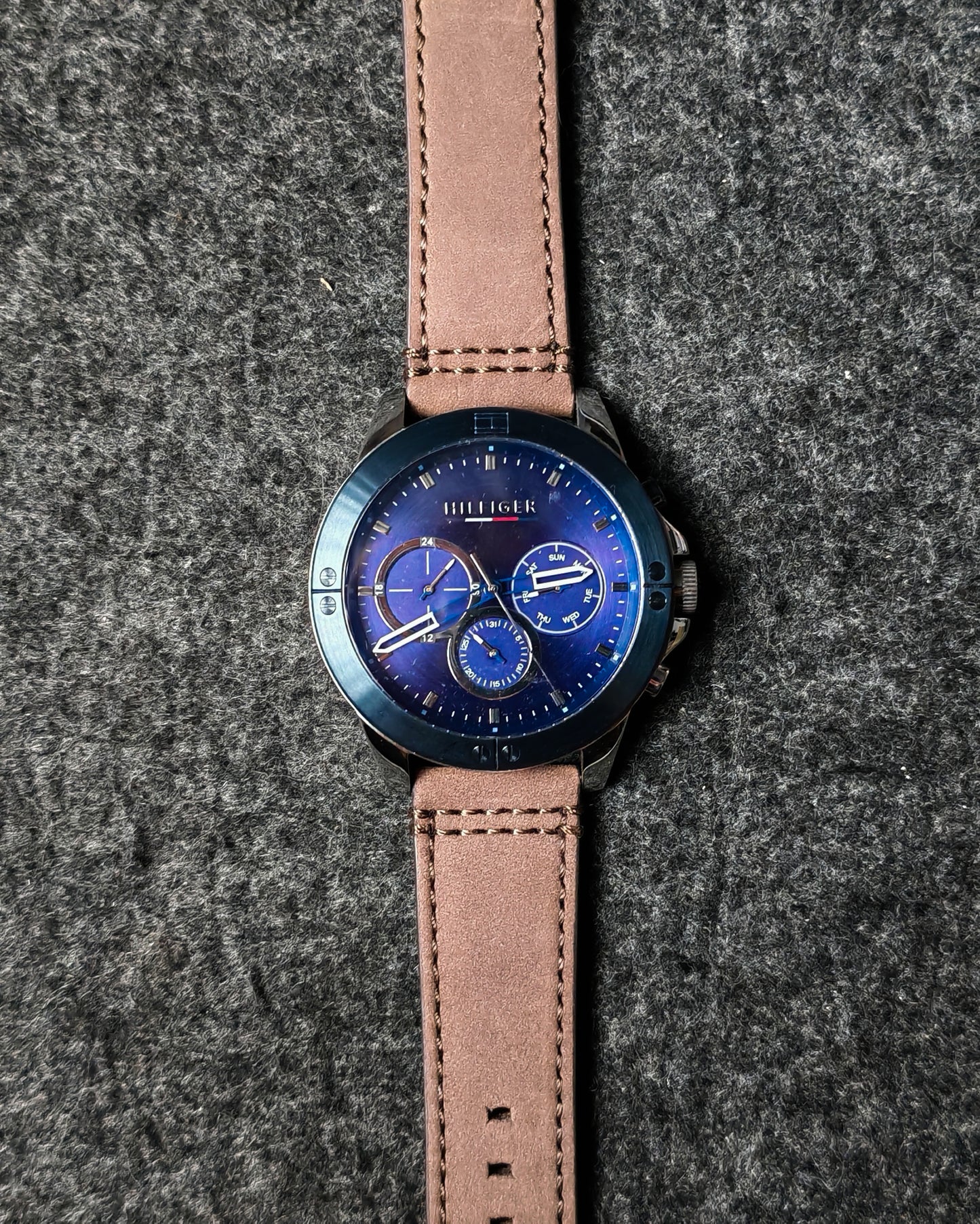 Tommy Hilfiger Leather