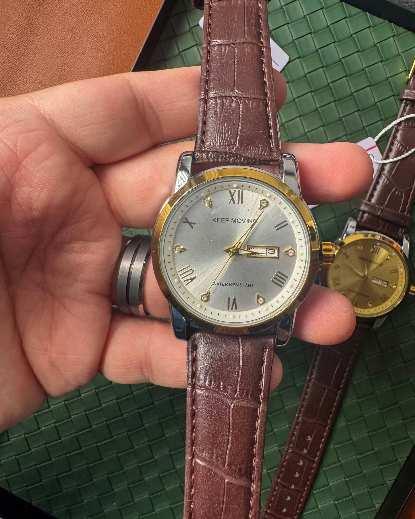 Keepmoving (Leather)