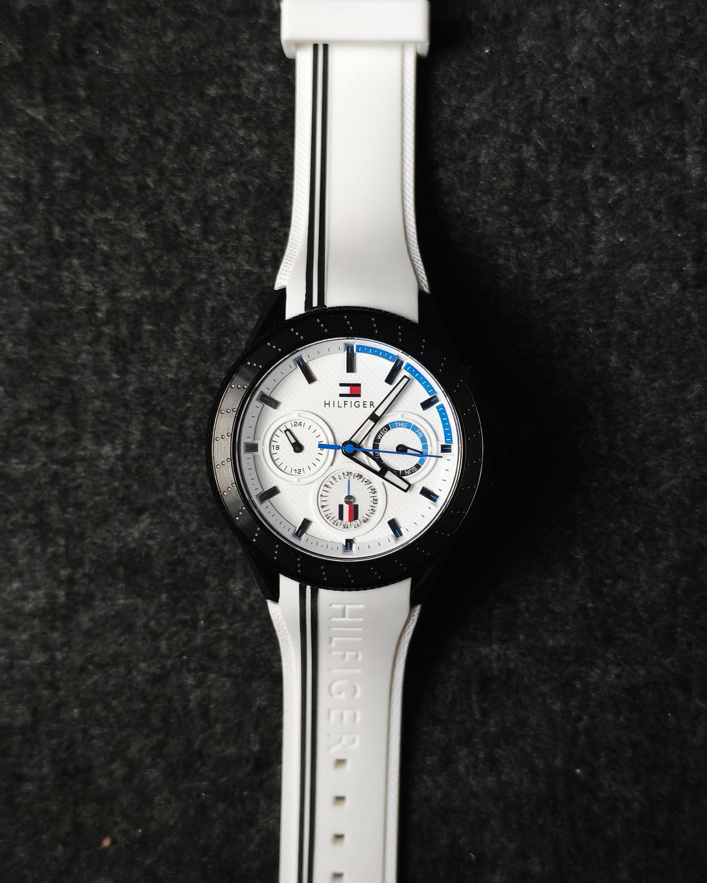 Tommy Hilfiger Leather