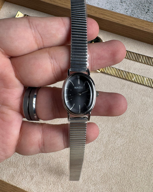 Naidu Circle (Black)